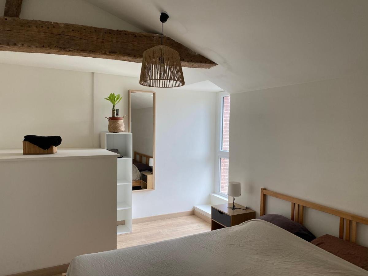 Charmant Appartement Avec Spa フォントネー・ル・コント エクステリア 写真