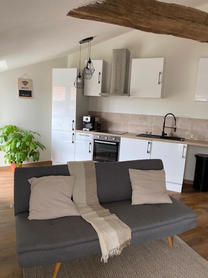 Charmant Appartement Avec Spa フォントネー・ル・コント エクステリア 写真
